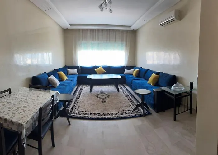Grand Appartement Ensoleille, 2 Chambres , 2 Salles De Bains, 1 Salon, 2Piscines, A 750M De La Plage